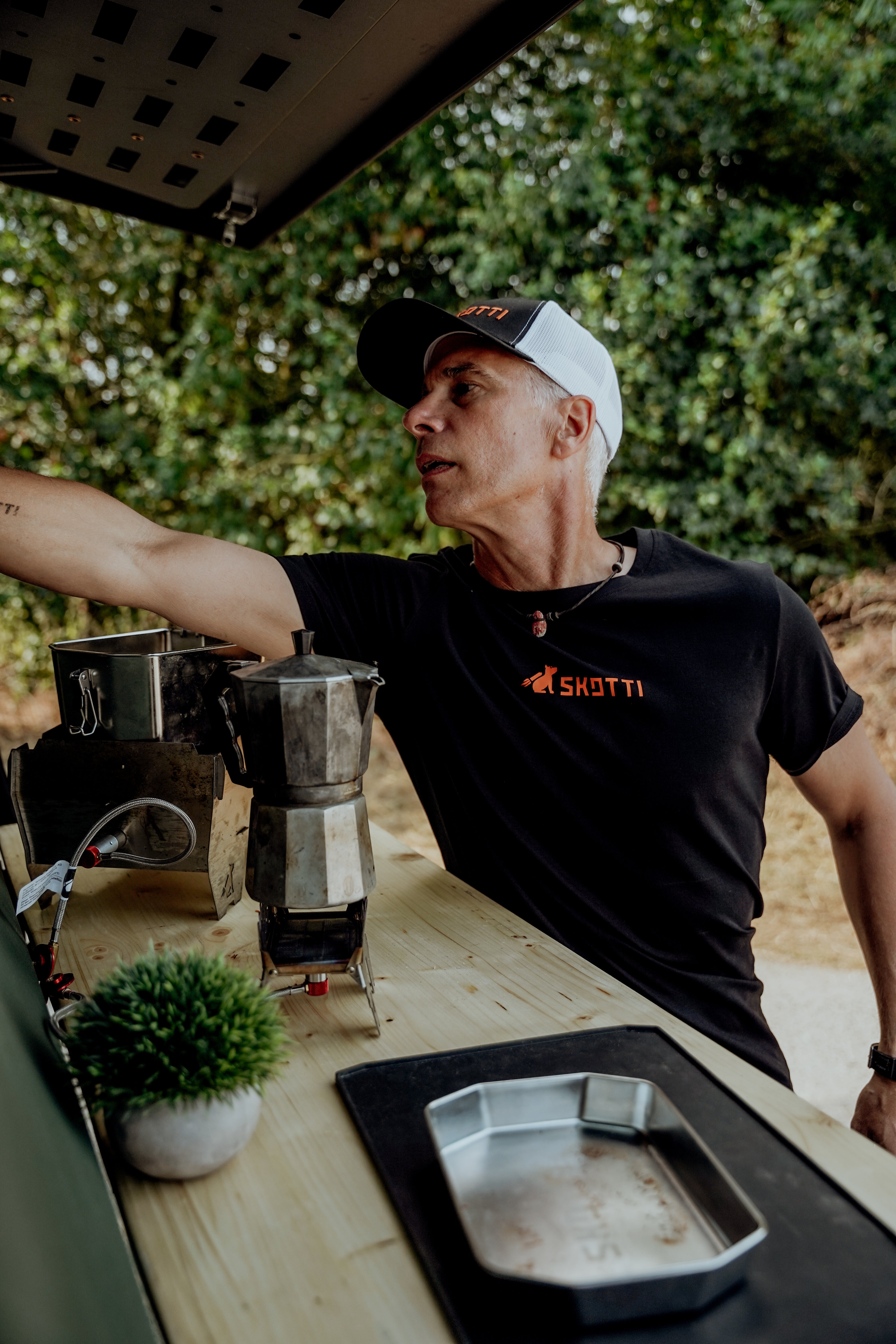 SKOTTI Logo T-Shirt